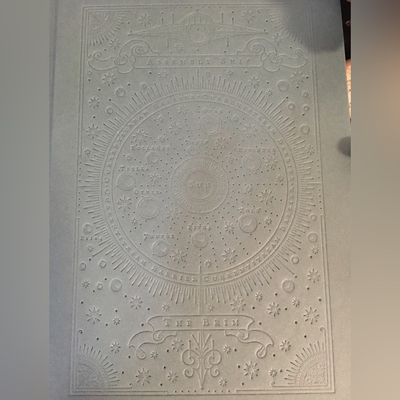 The Fates Divide - Signed First Edition - By Veronica Roth - Hardcover - Picture 8 of 15